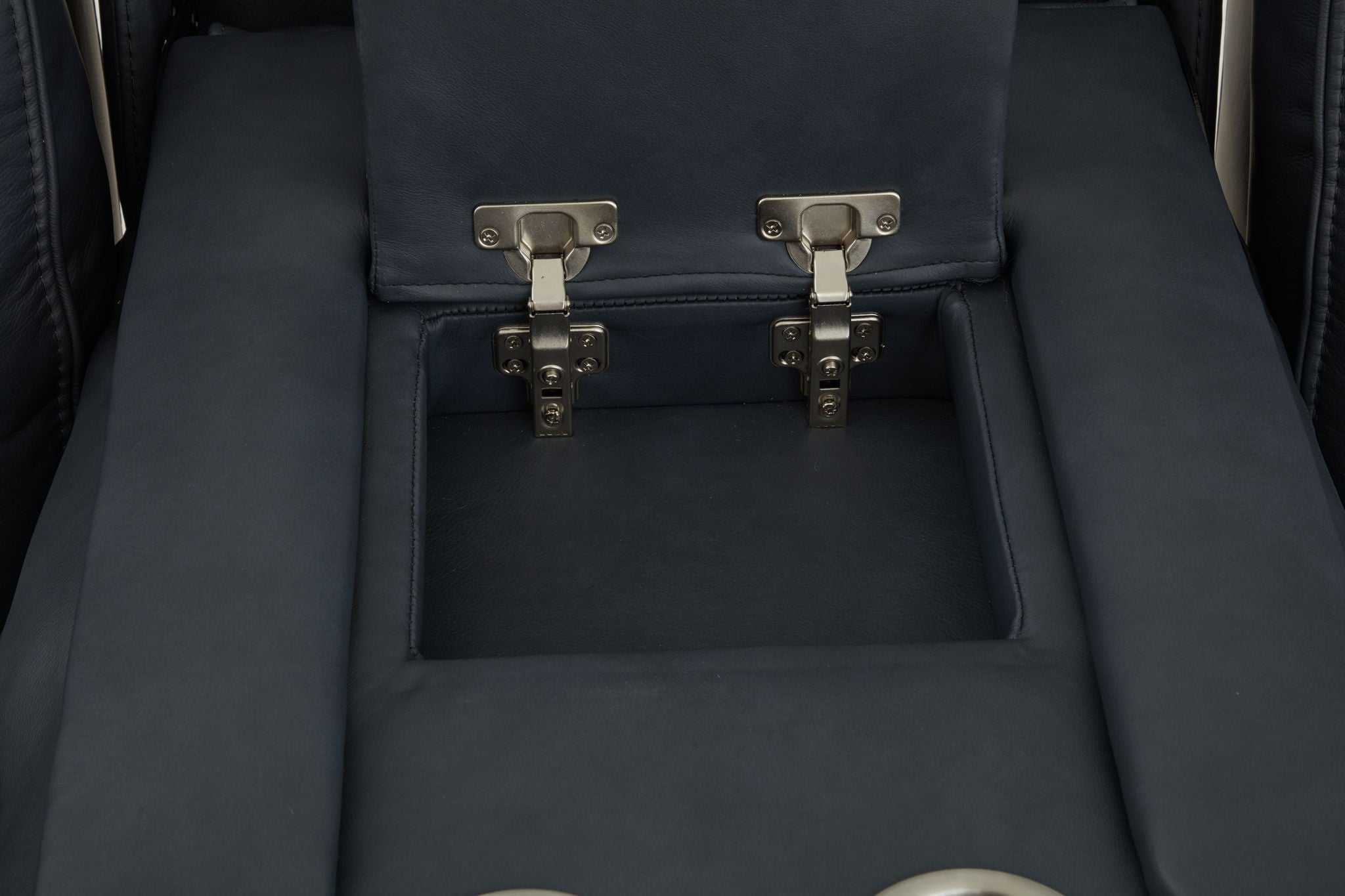 Warren - Power Reclining Sofa With Console, Power Headrest & Lumbar - Black