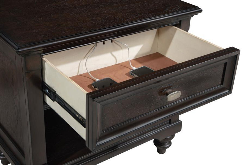 Devon - Bedroom Set