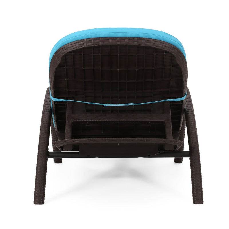 Mikael - Chaise Lounge With Cushion