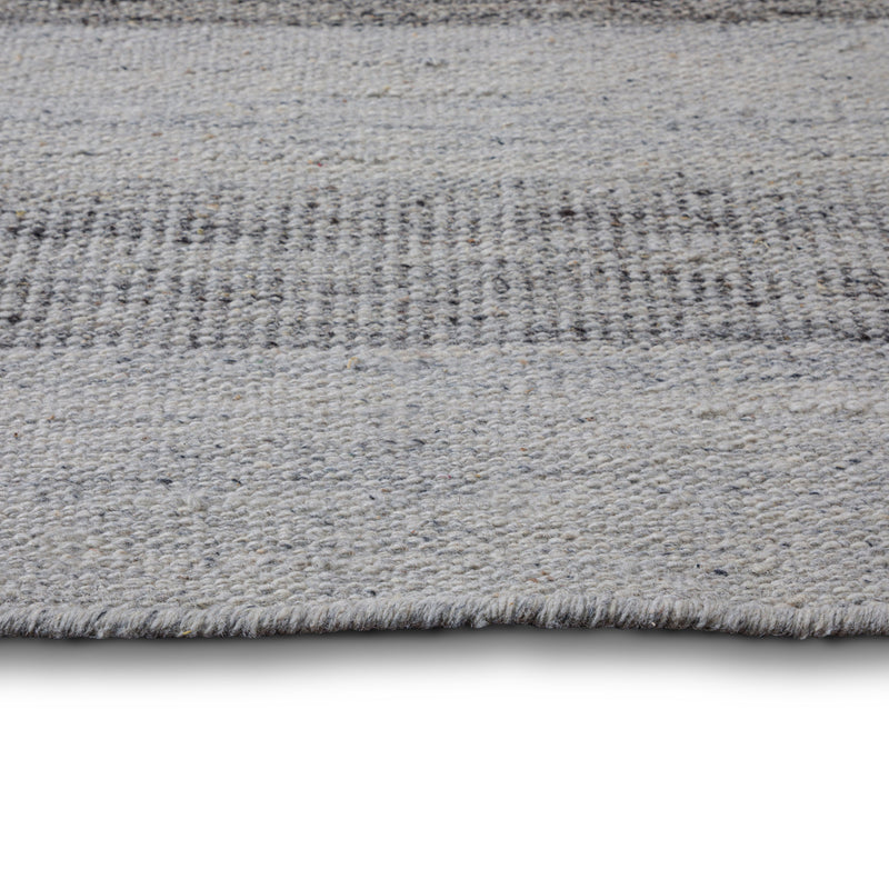 Hodges - 8' X 10' Area Rug - Ivory / Gray