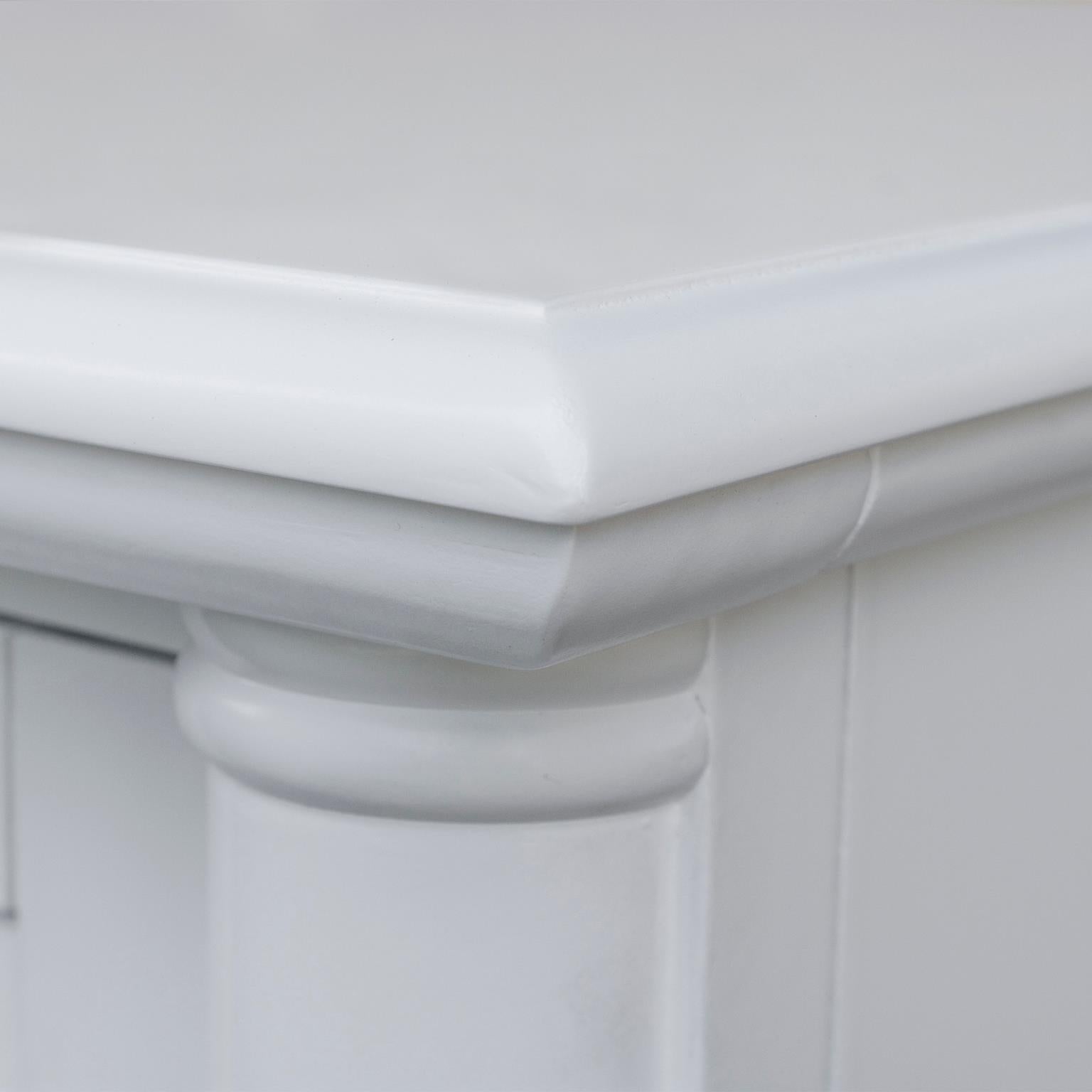 Beachfront Drawer Chest (White)
