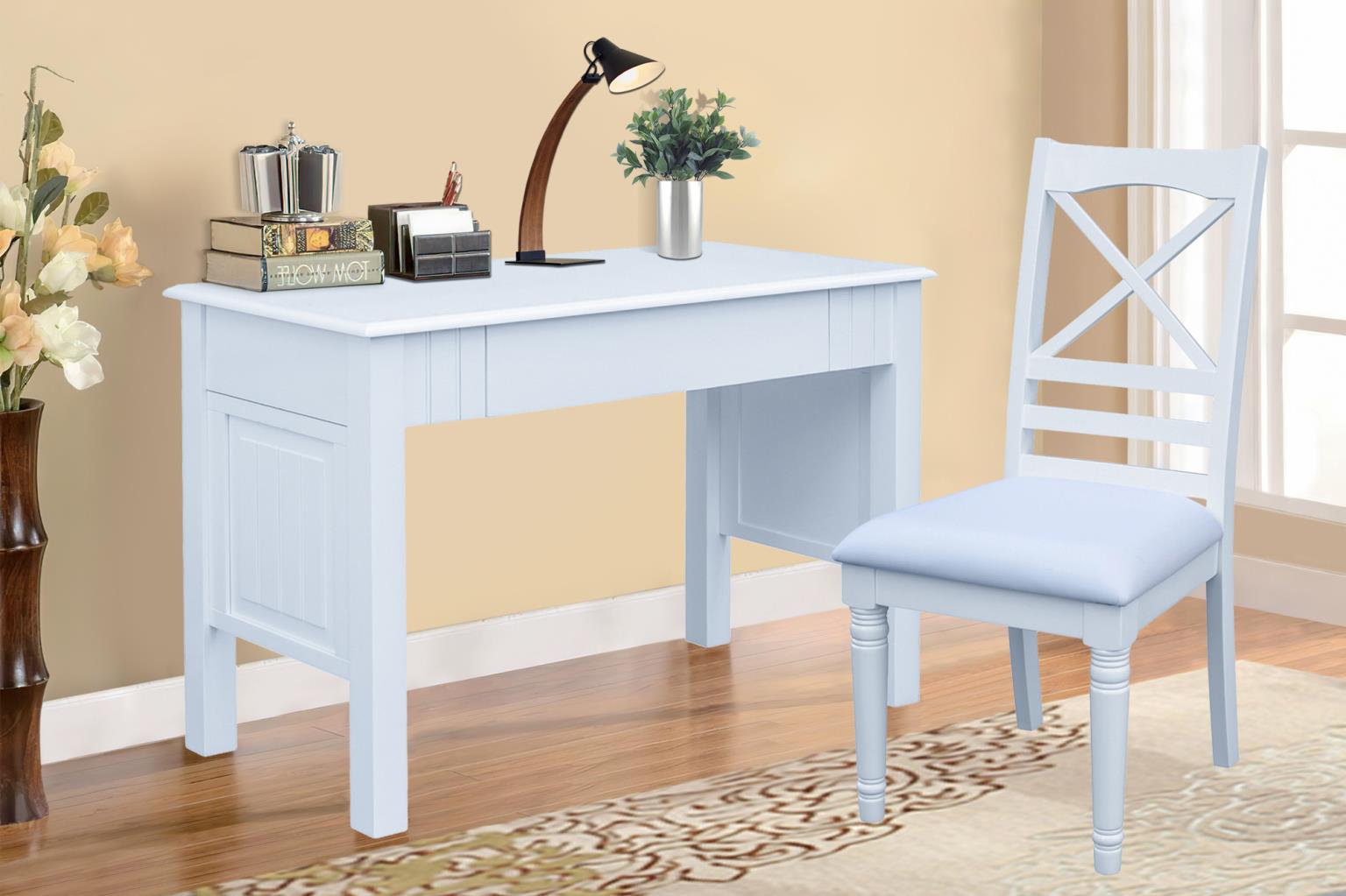 Beachfront Desk and Chair (White)