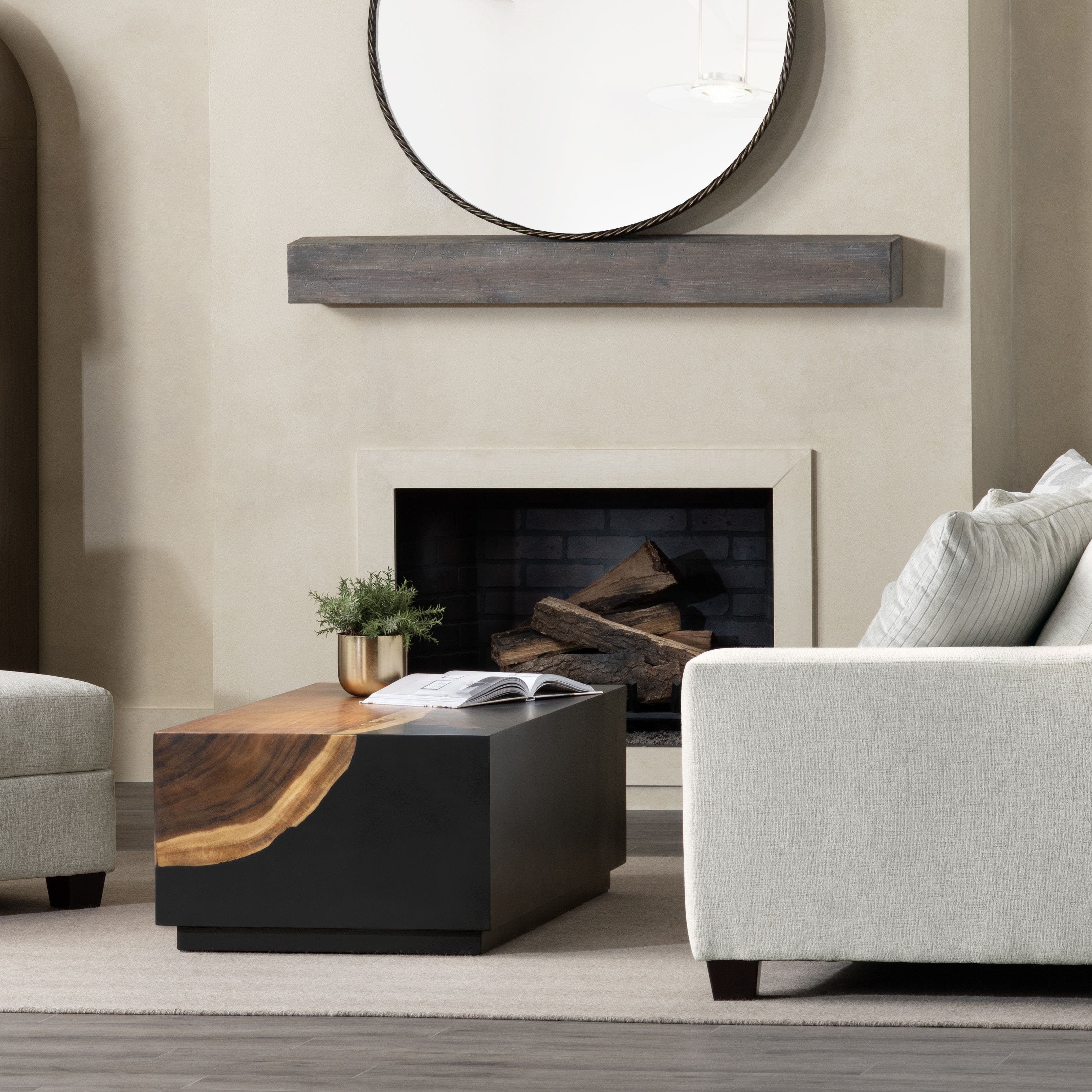 Cavallo Cocktail Table - Image 4