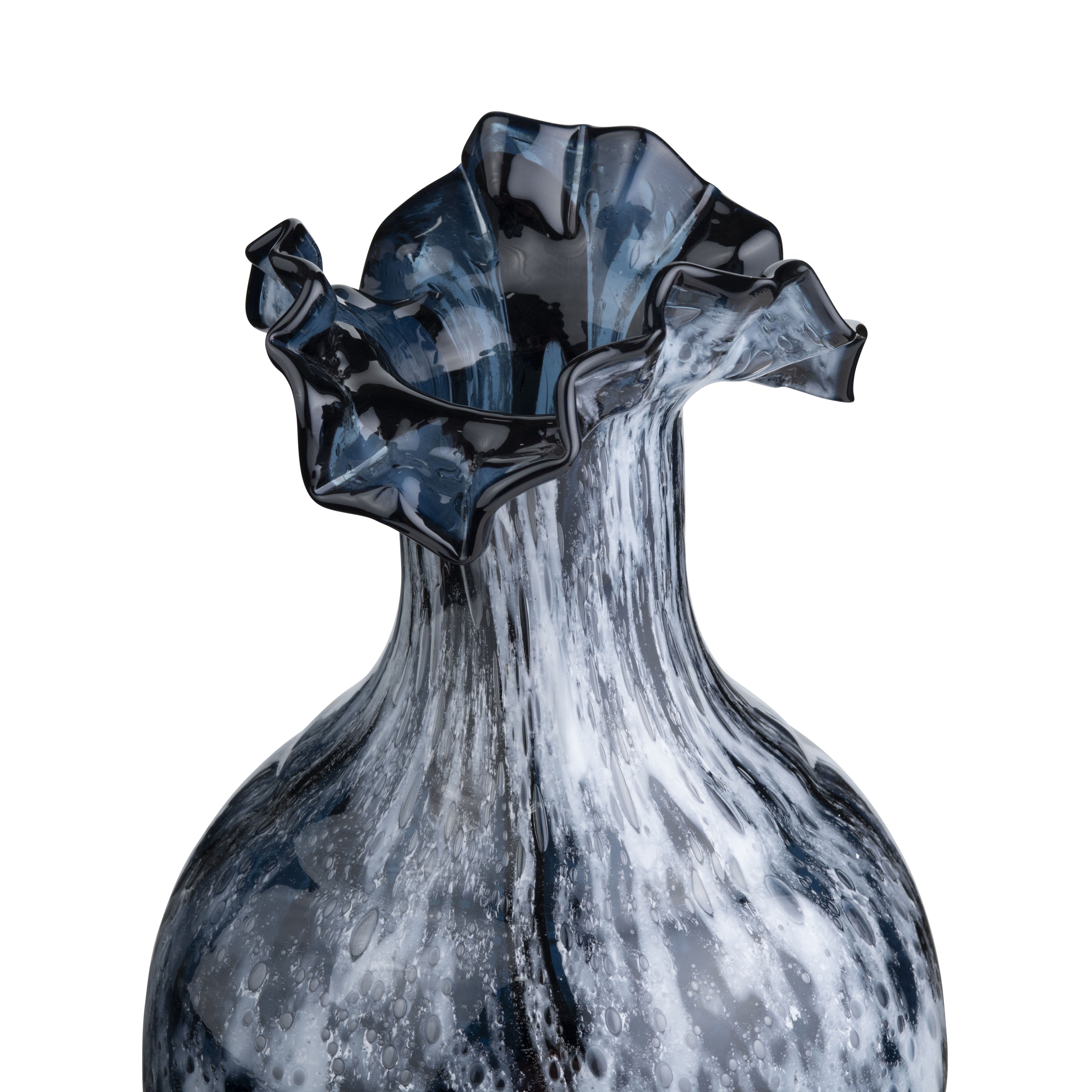 Small Holloway Vase - Image 2
