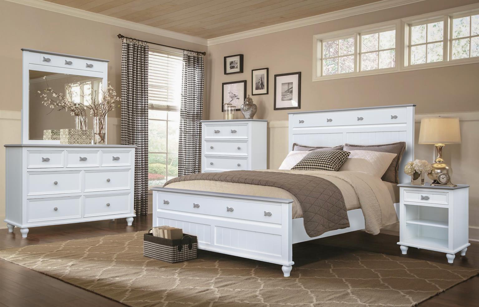 Fishtails Bedroom (2-Tone)