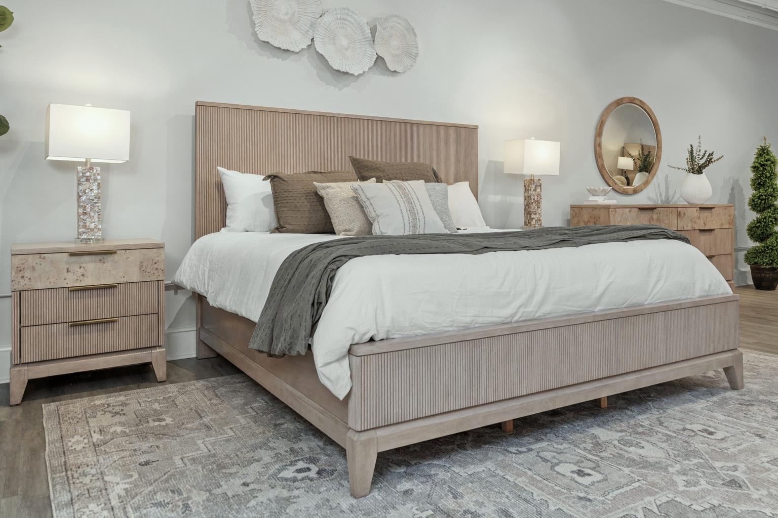 Manhattan Valley King Bed Complete. Mappa Burl Light Finish