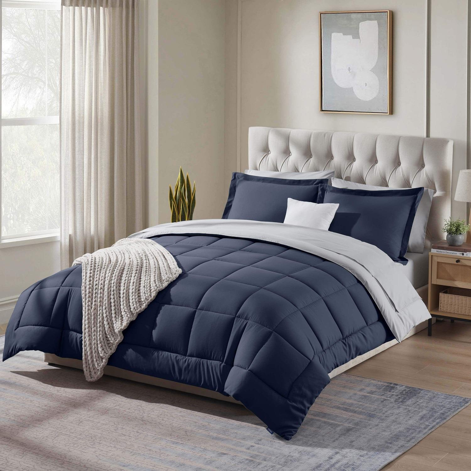 Bed in a Bag - Navy/Light Grey