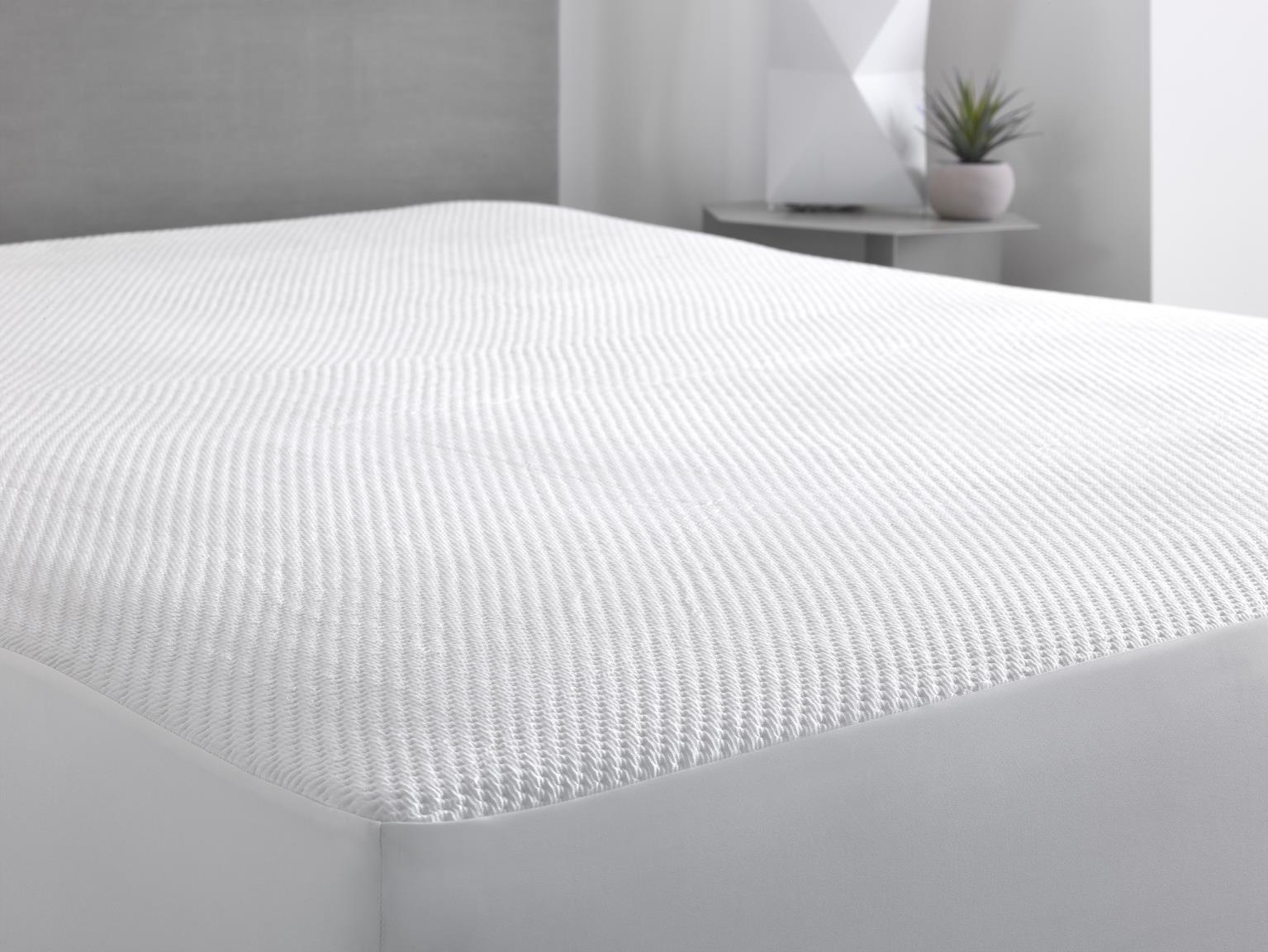 Waterproof Smartguard Premium Mattress Protector with Icetone