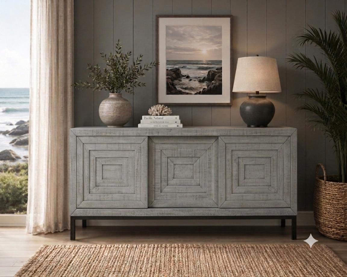 Paulie Cabinet (3 Door)