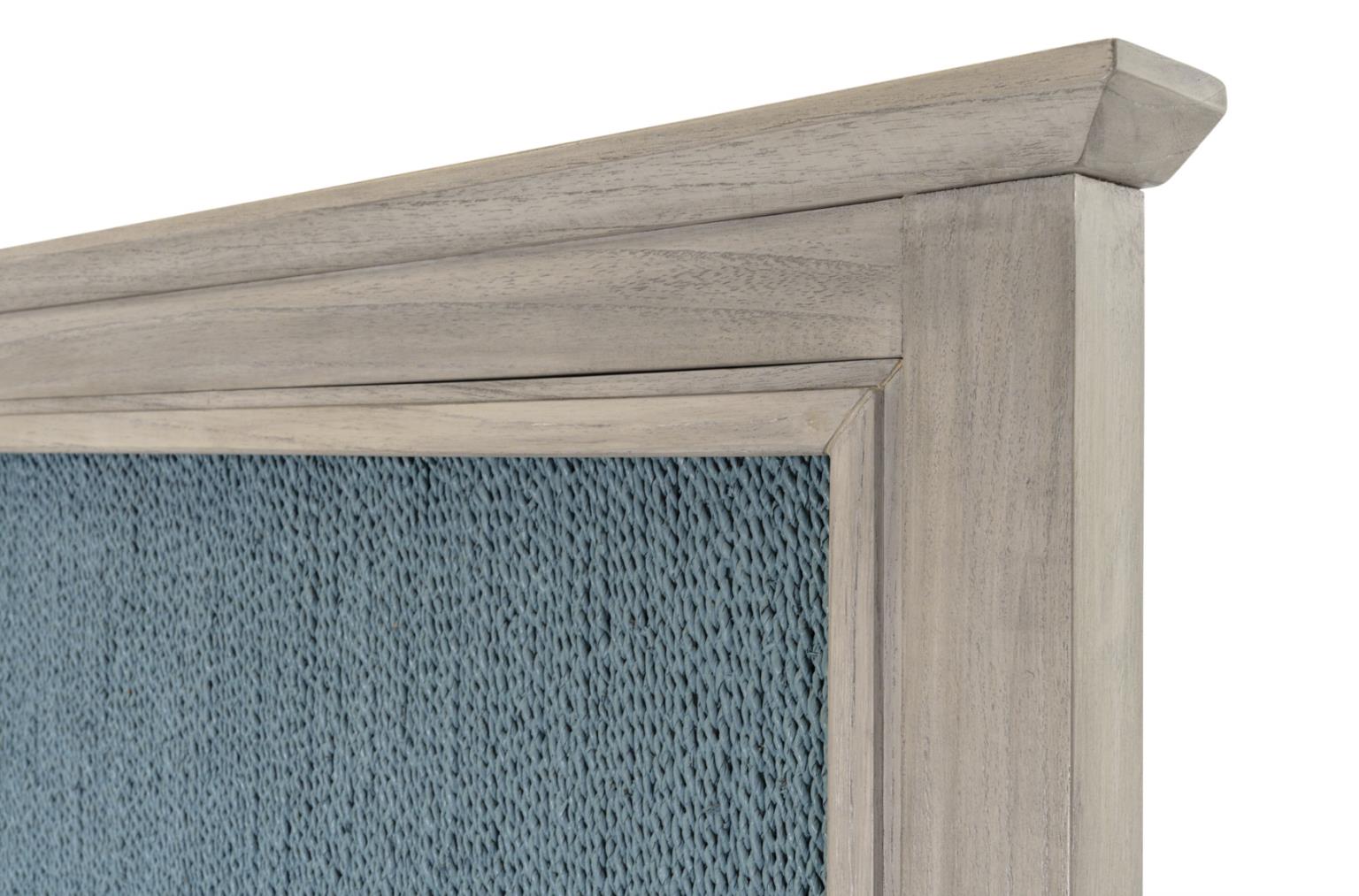 Ocean Isles Queen Bed Complete. Ocean Blue and Aged Ivory Finish