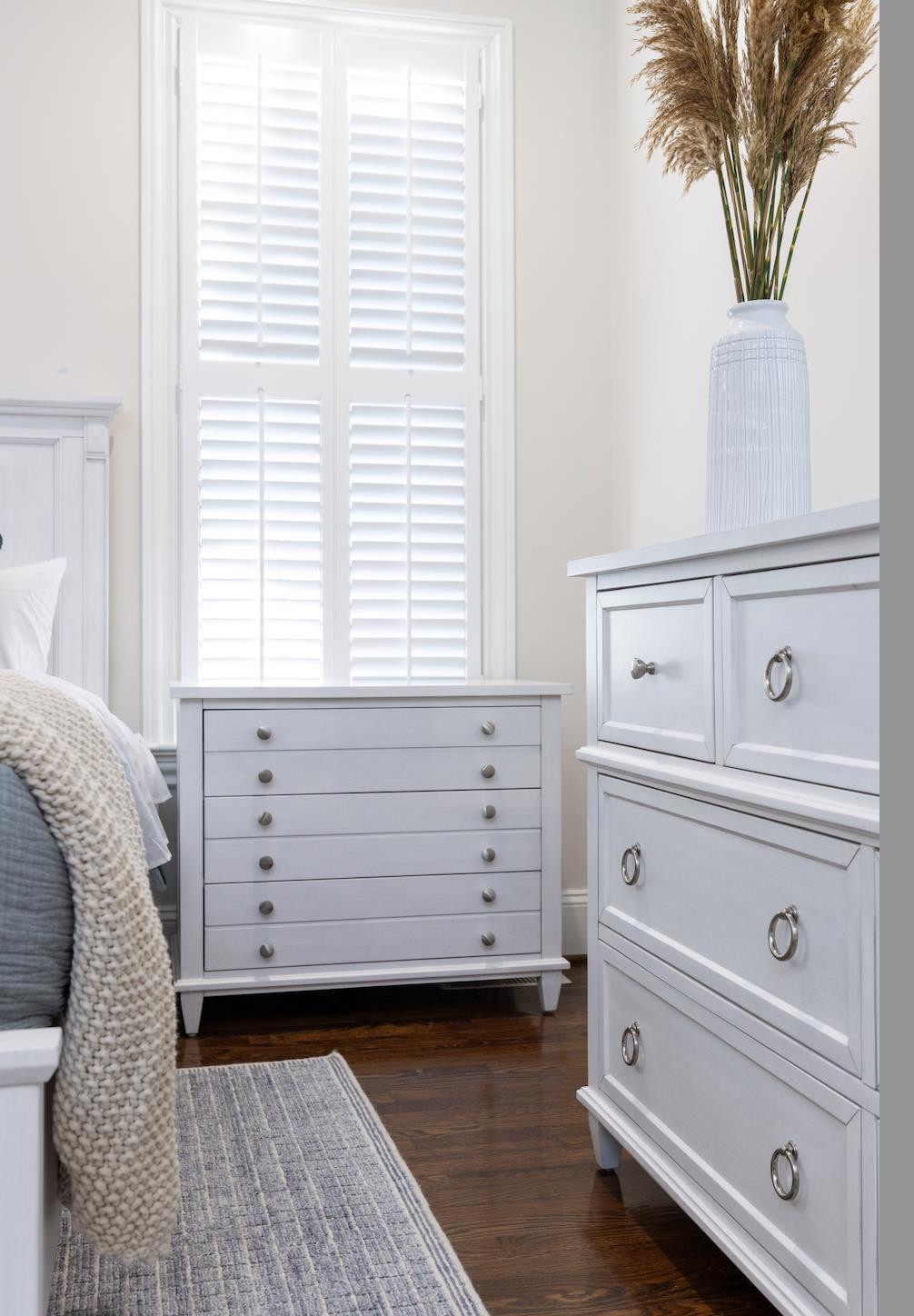 Point Breeze 3 Drawer Bachelor's Chest. Fresh White Finish w/ Soft Grey Glaze