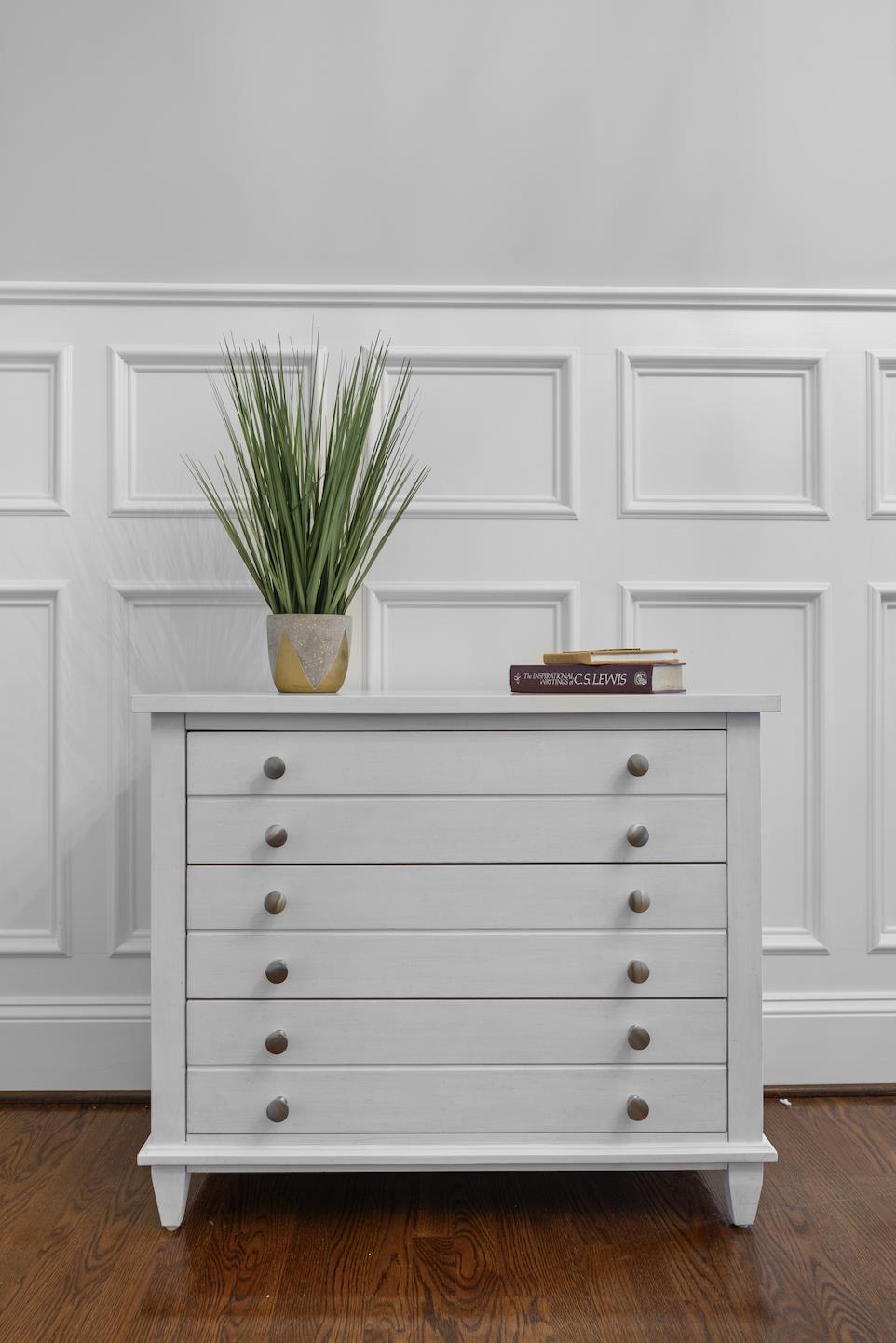 Point Breeze 3 Drawer Bachelor's Chest. Fresh White Finish w/ Soft Grey Glaze