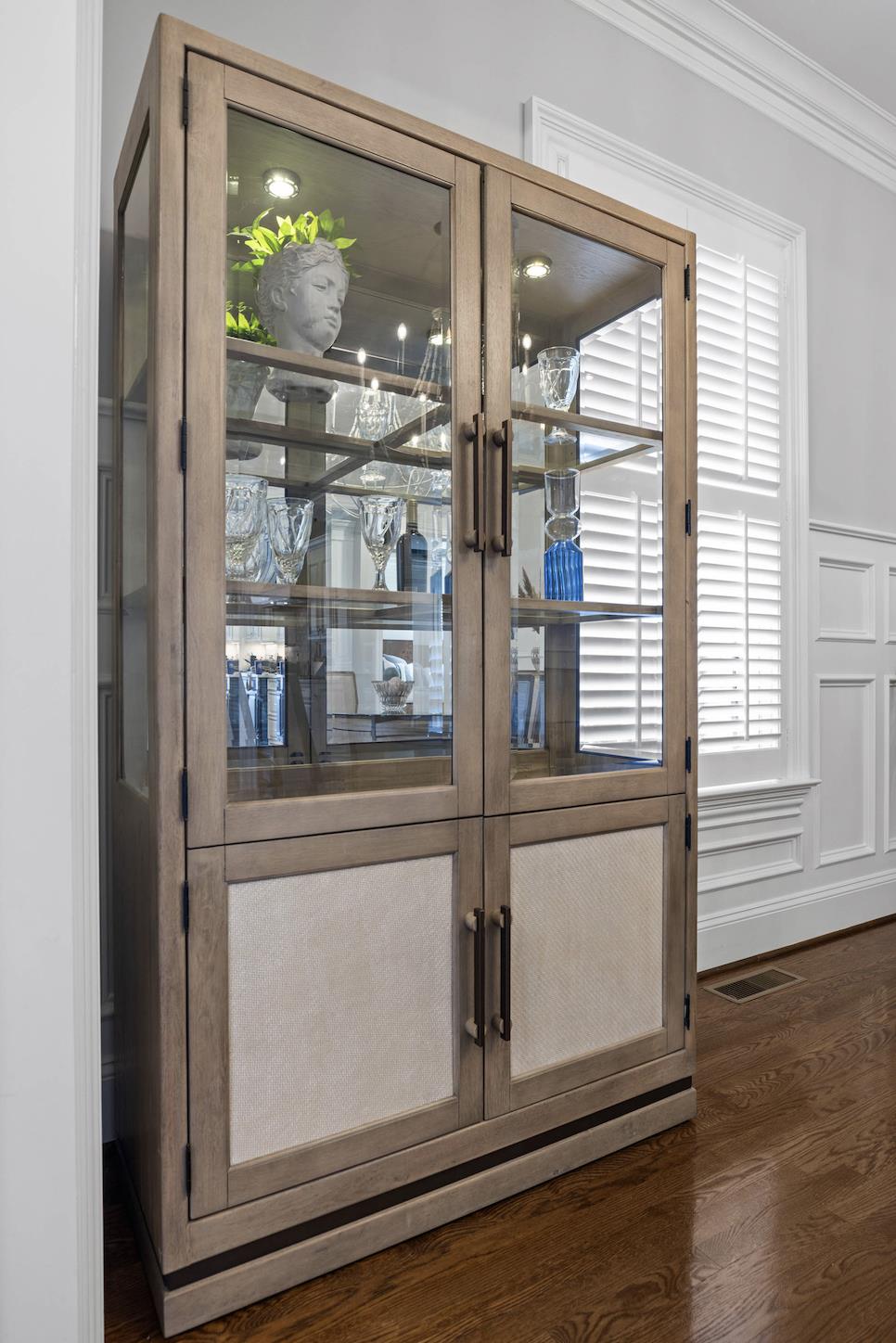 Rio Vista Bunching Curio w/ reversible panels. Muted Earth Tones and Clay Finish