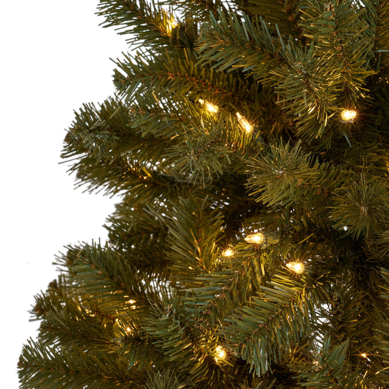 Noble - 7' Hinged Christmas Tree With 500 Clear Lights - Green