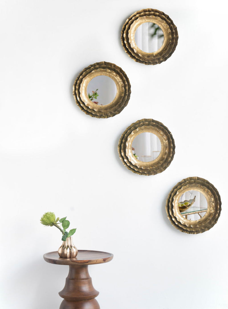 Round Wall Mirror With Metal Frame, Mid Century Modern Accent Mirror For Living Room - Gold