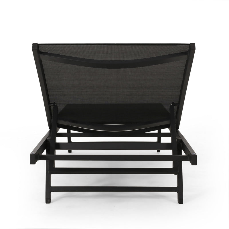 Salton - Chaise Lounge Outdoor Relaxation