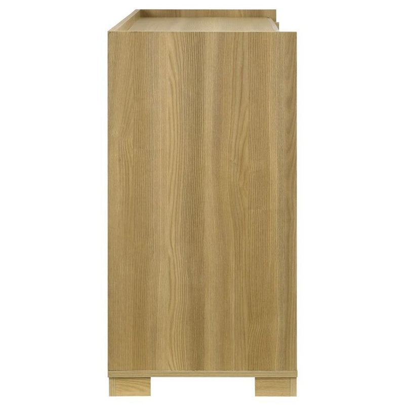 Hyland - 6-Drawer Dresser
