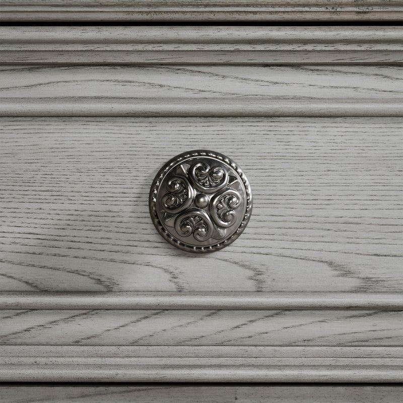 Glenmore - 8-Drawer Dresser