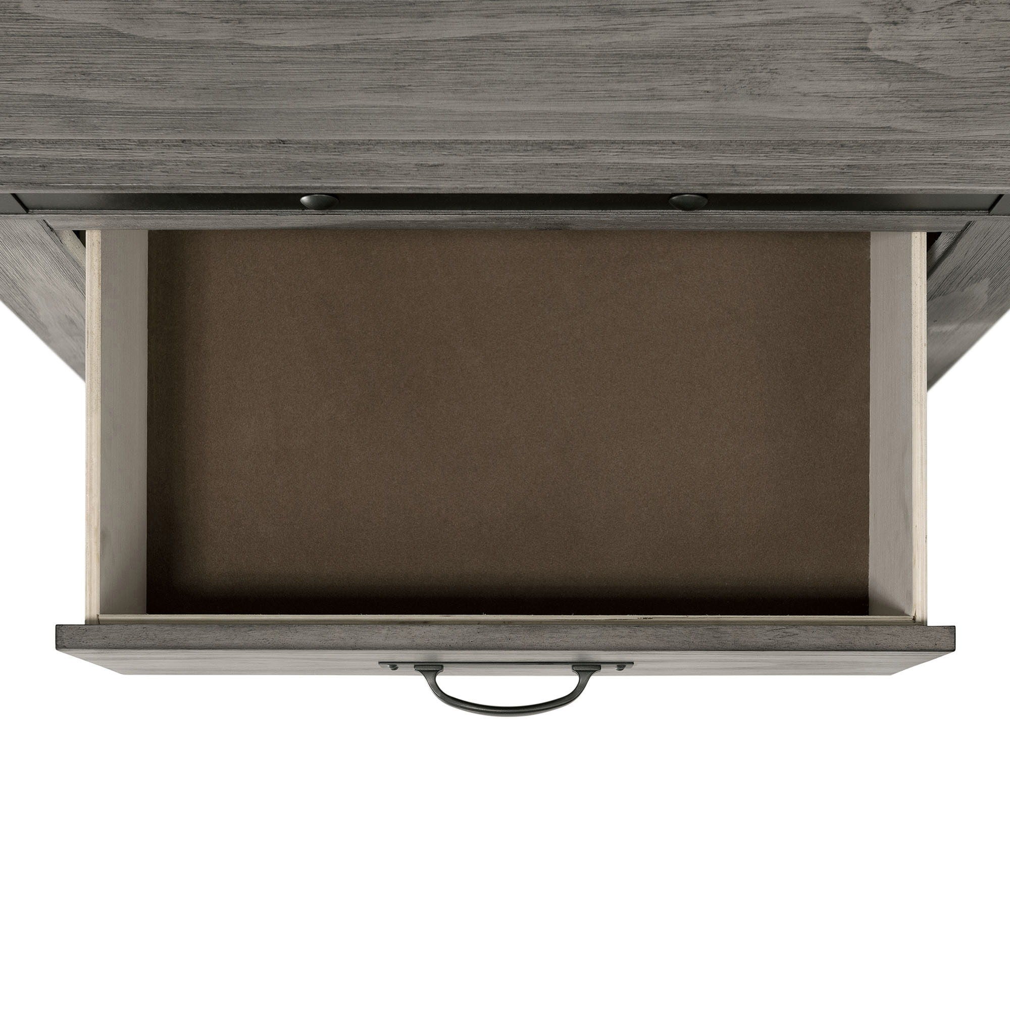 Wade - 7-Drawer Dresser