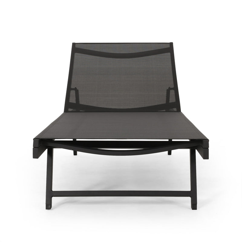 Salton - Chaise Lounge Outdoor Relaxation