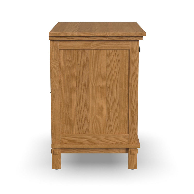 Oak Park - Classic Nightstand