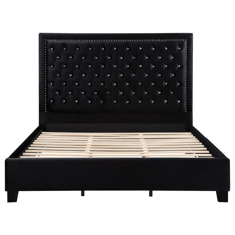 Hailey - Panel Bed