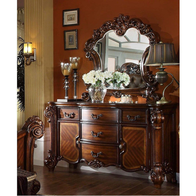 Create an elegant, traditional design in your bedroom with the Vendome dresser.