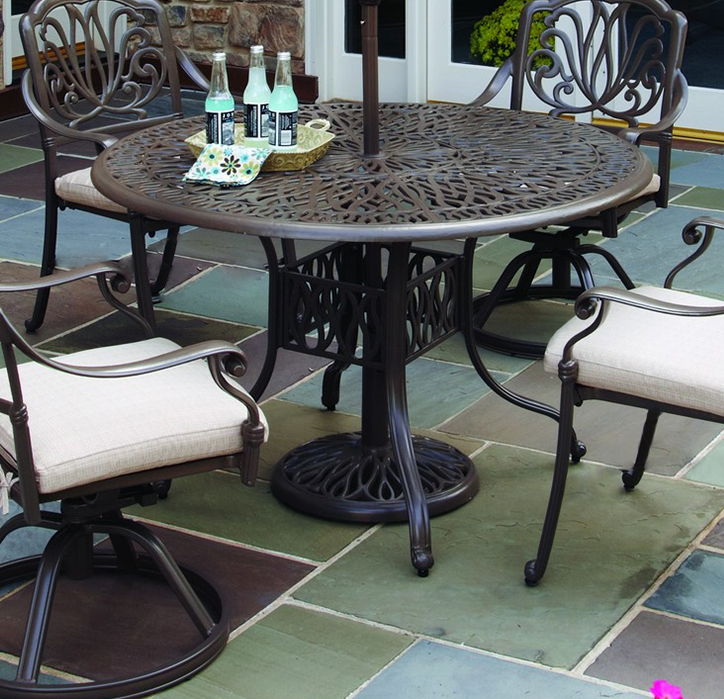 Capri - Outdoor Dining Table