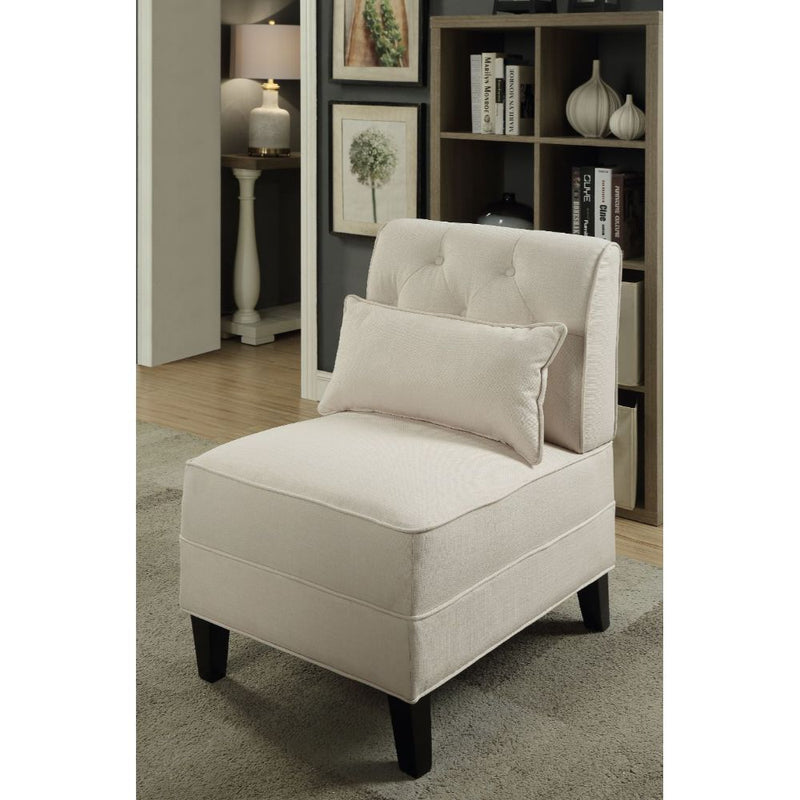 Susanna - Accent Chair & Pillow